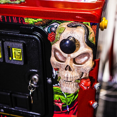 Guns N Roses Ball Shooter Sculpted Skull